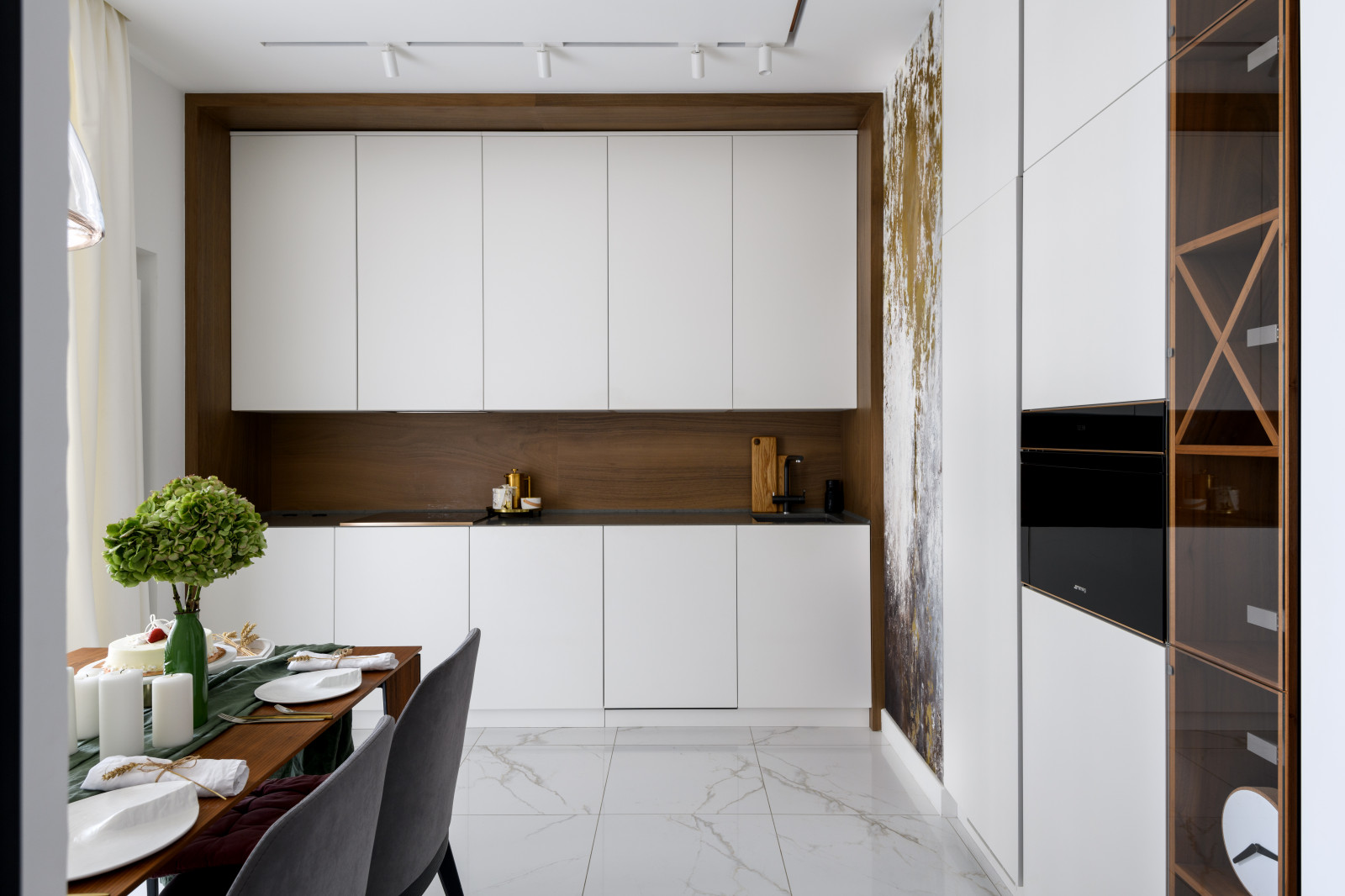 Росчерк белой кисти