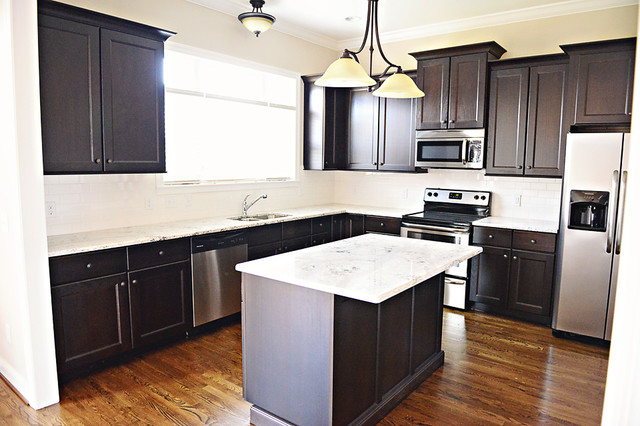 Downtown Square contemporaneo-cocina