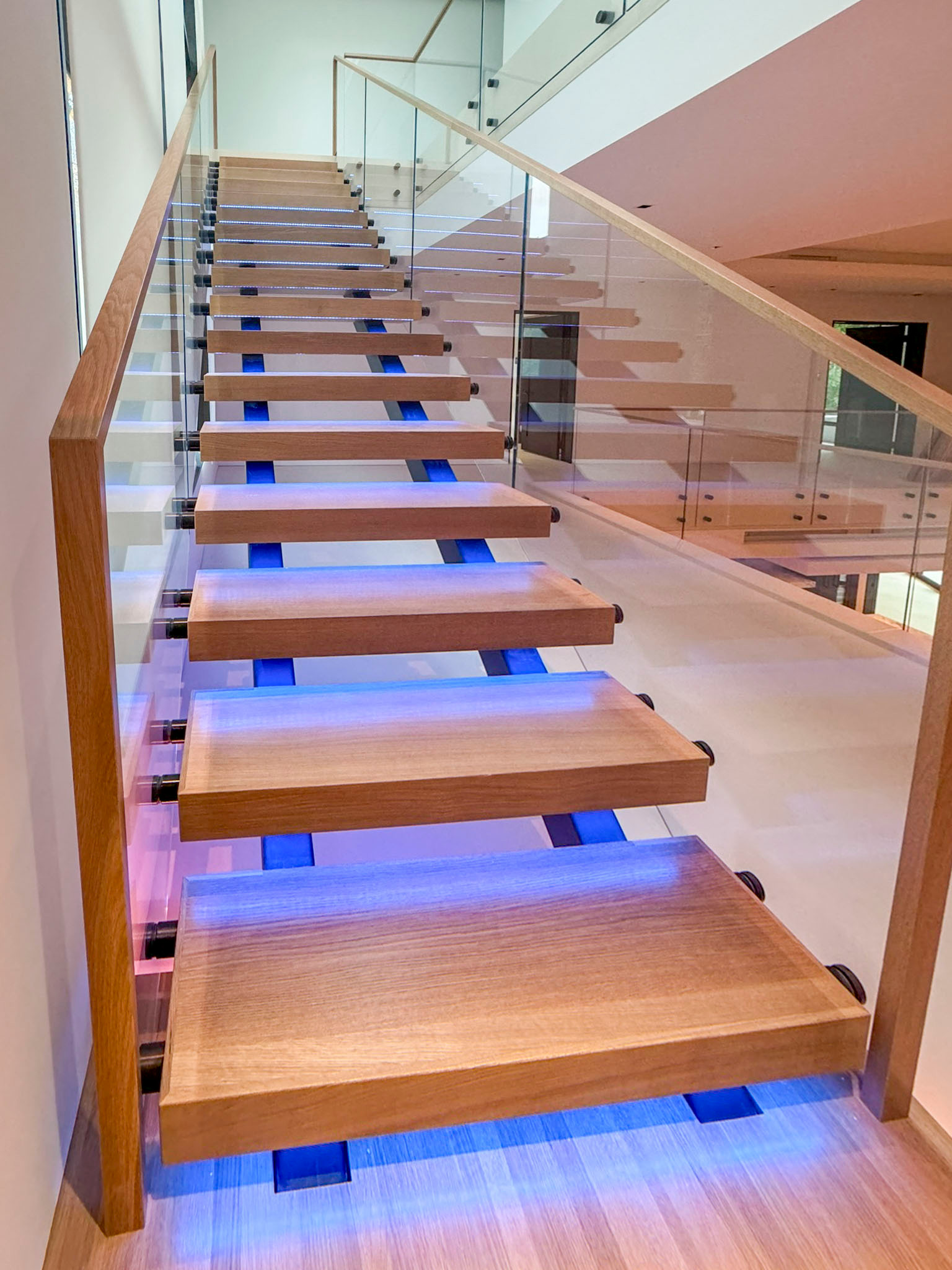 126_Visually Open and Light Contemporary Staircase, Mclean, VA 22102