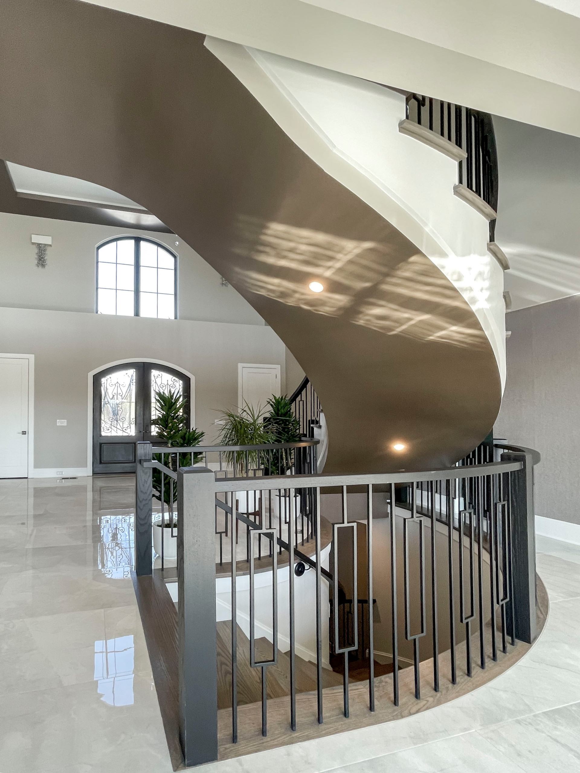 114_Striking Floating-Curved Staircase, Leesburg VA 20175