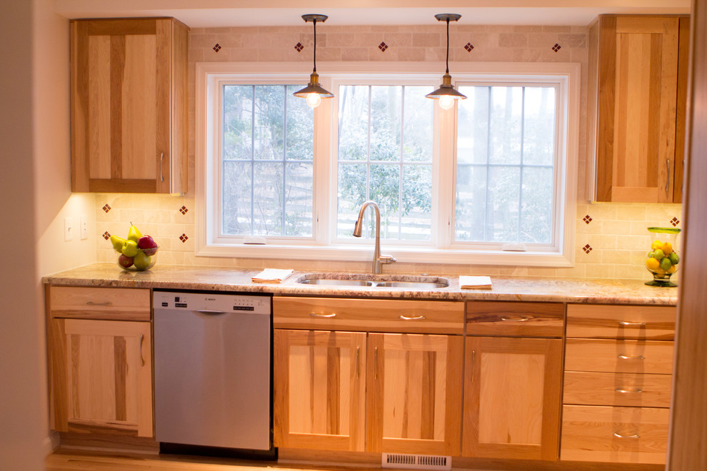 Transitional kitchen photo in DC Metro