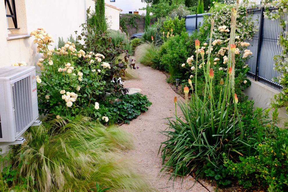 Petit jardin exotique avec mini-piscine