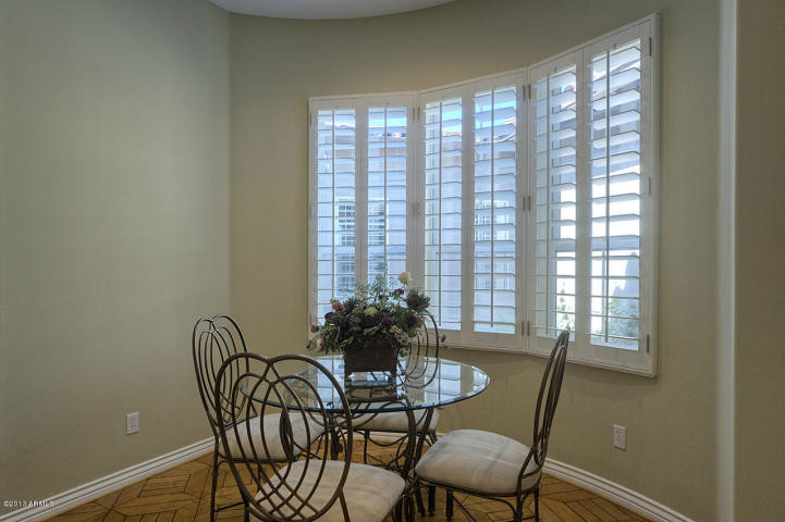 Inspiration for a timeless kitchen remodel in Phoenix