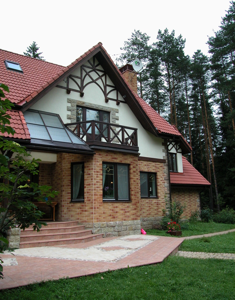 Частный особняк по индивидуальному  проекту. Пос. Рощино. Ленинградская обл.