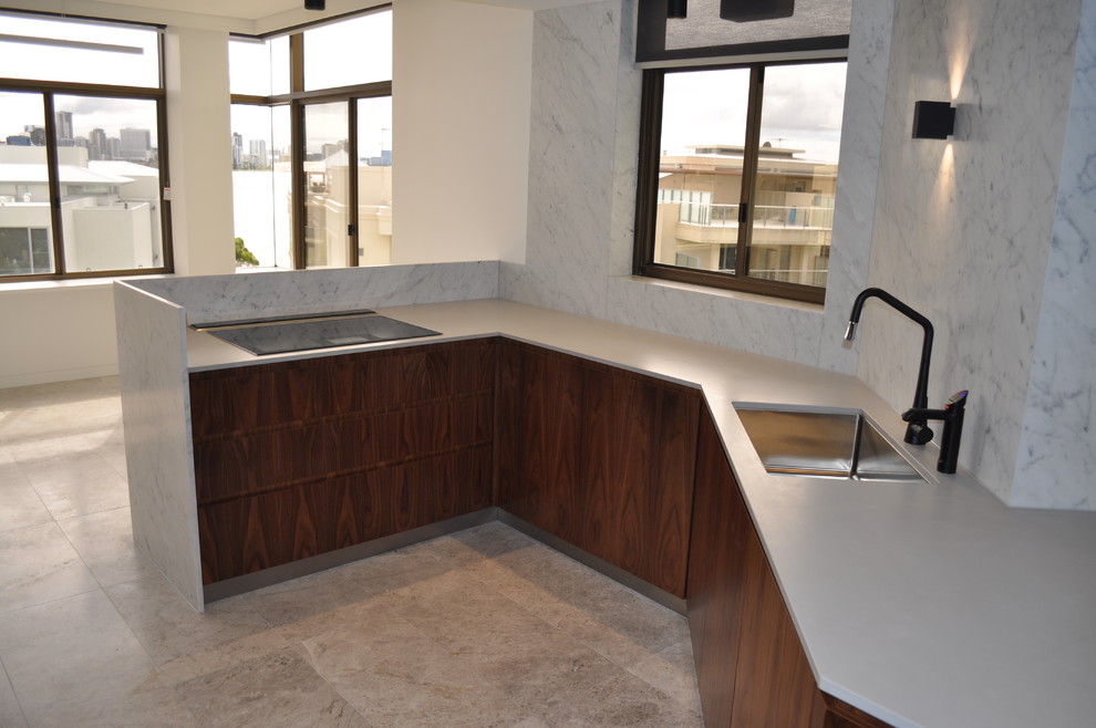 This is an example of a contemporary kitchen in Perth.