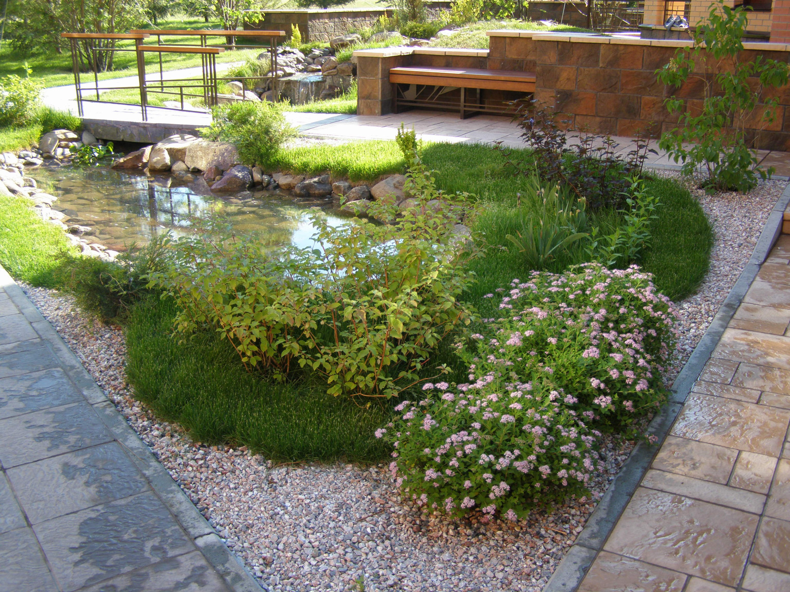 Миниатюрный водоем