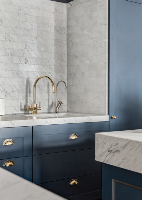 OPEN PLAN BAR TO PENTHOUSE at Authentically Modern Classic Development retro-koek