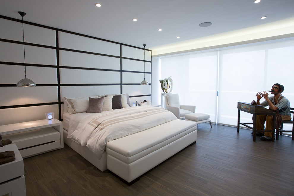 Inspiration for a modern bedroom in Miami.