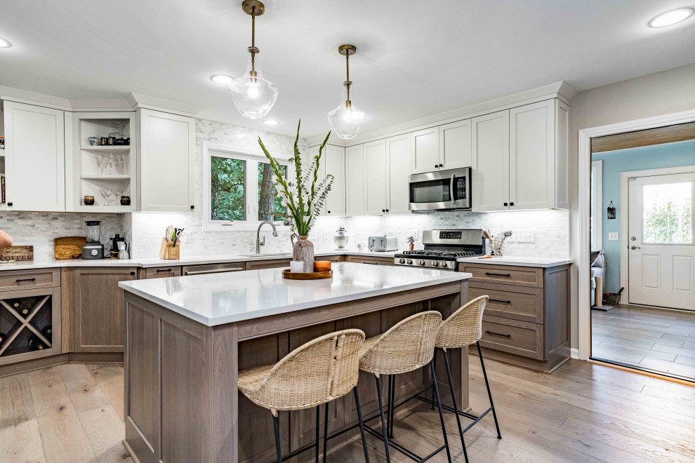 Apex Kitchen, Dining, & Family Room