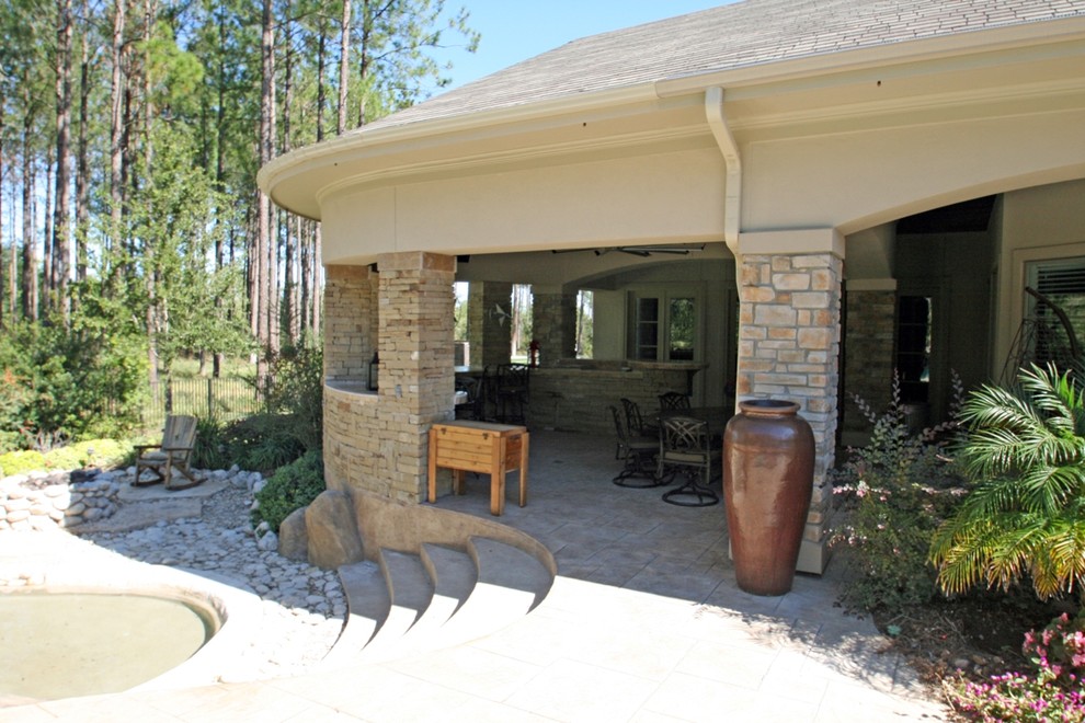 This is an example of a country verandah in Houston.