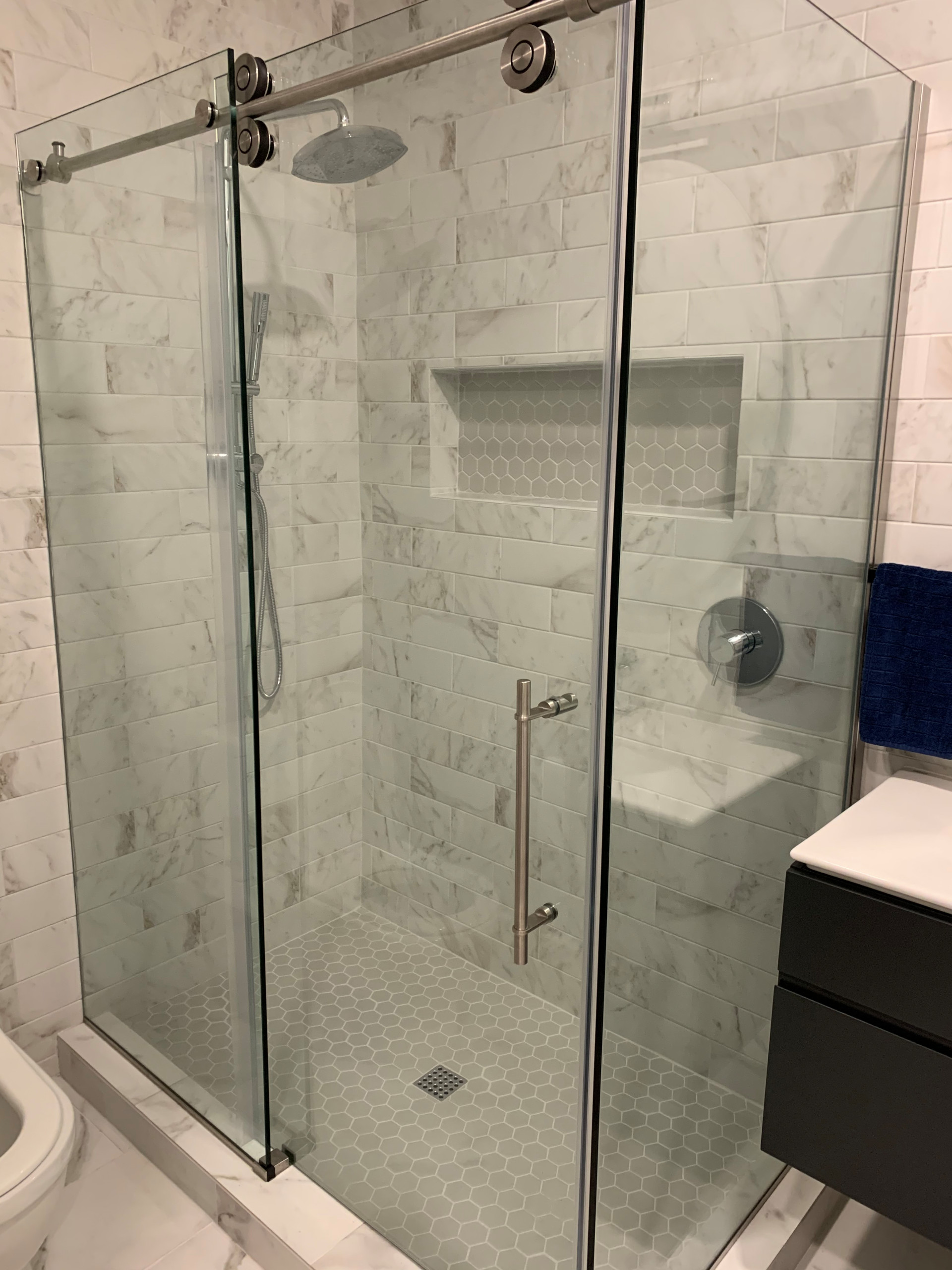 Alamo Heights Guest Bath