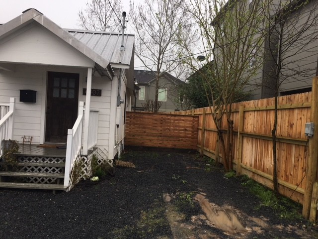 Cottage Wood Fence - Horizontal