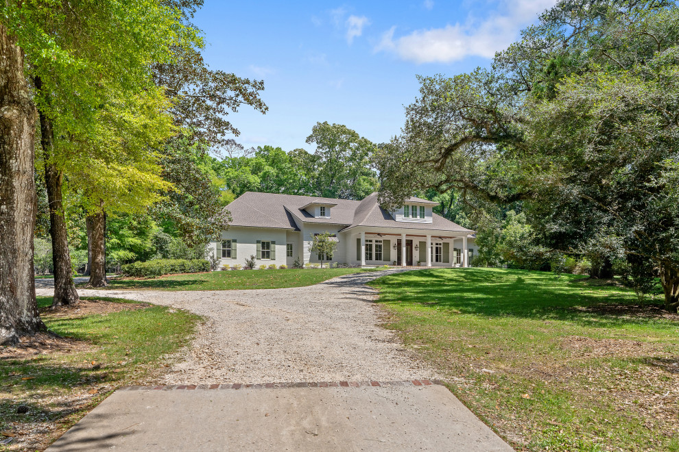 Montrose Oaks