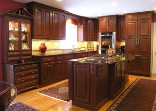 Hull Kitchen 1 - Traditional - Kitchen - DC Metro - by Cameo Kitchens, Inc.