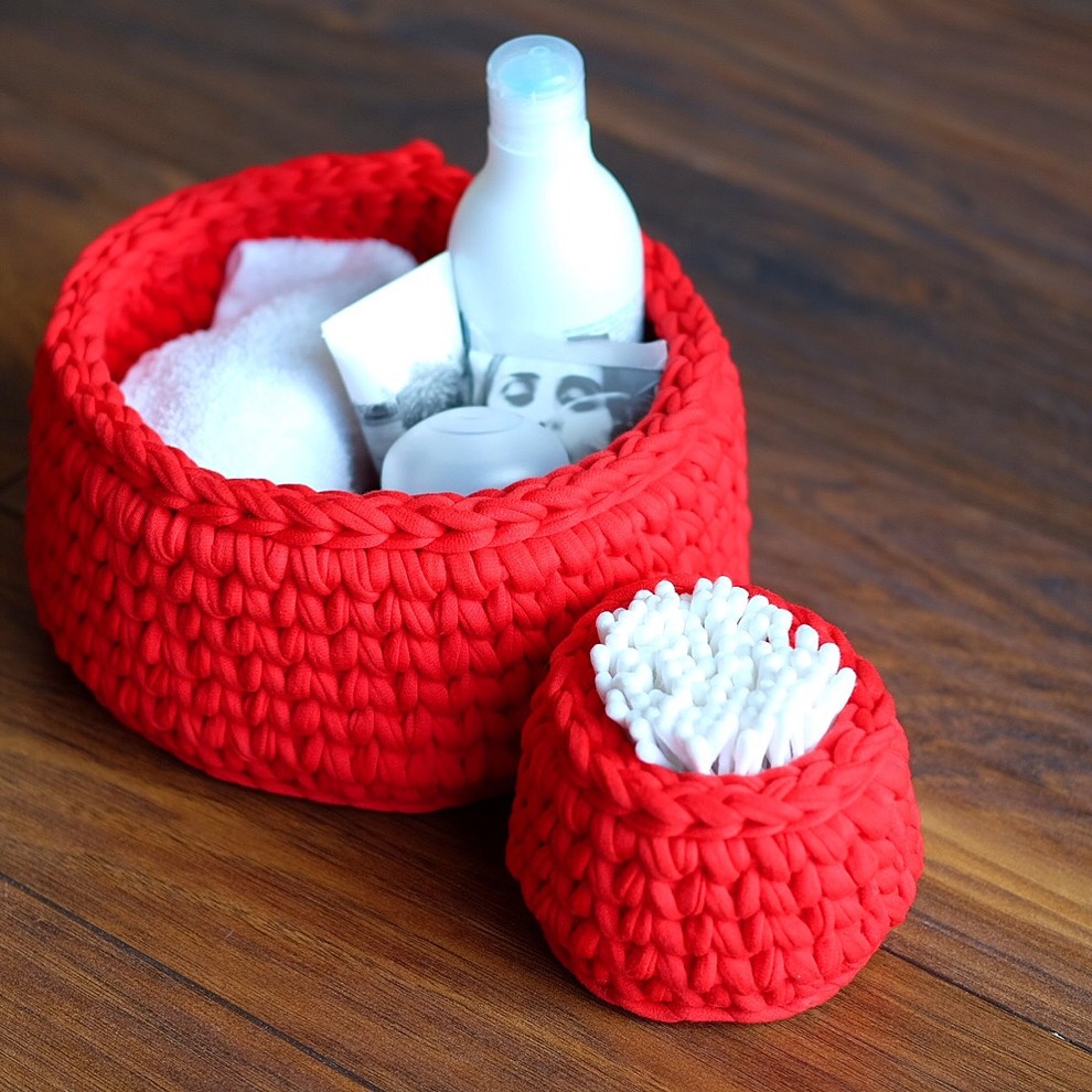 Вязаные корзинки