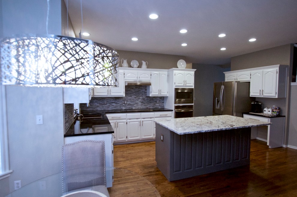 Inspiration for a large transitional kitchen remodel