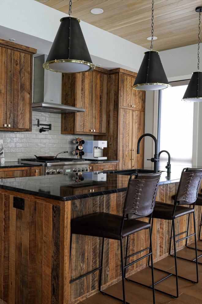 Kitchen - rustic kitchen idea