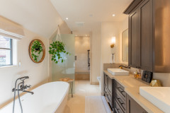 10 Easy Ways to Refresh Your Bathroom