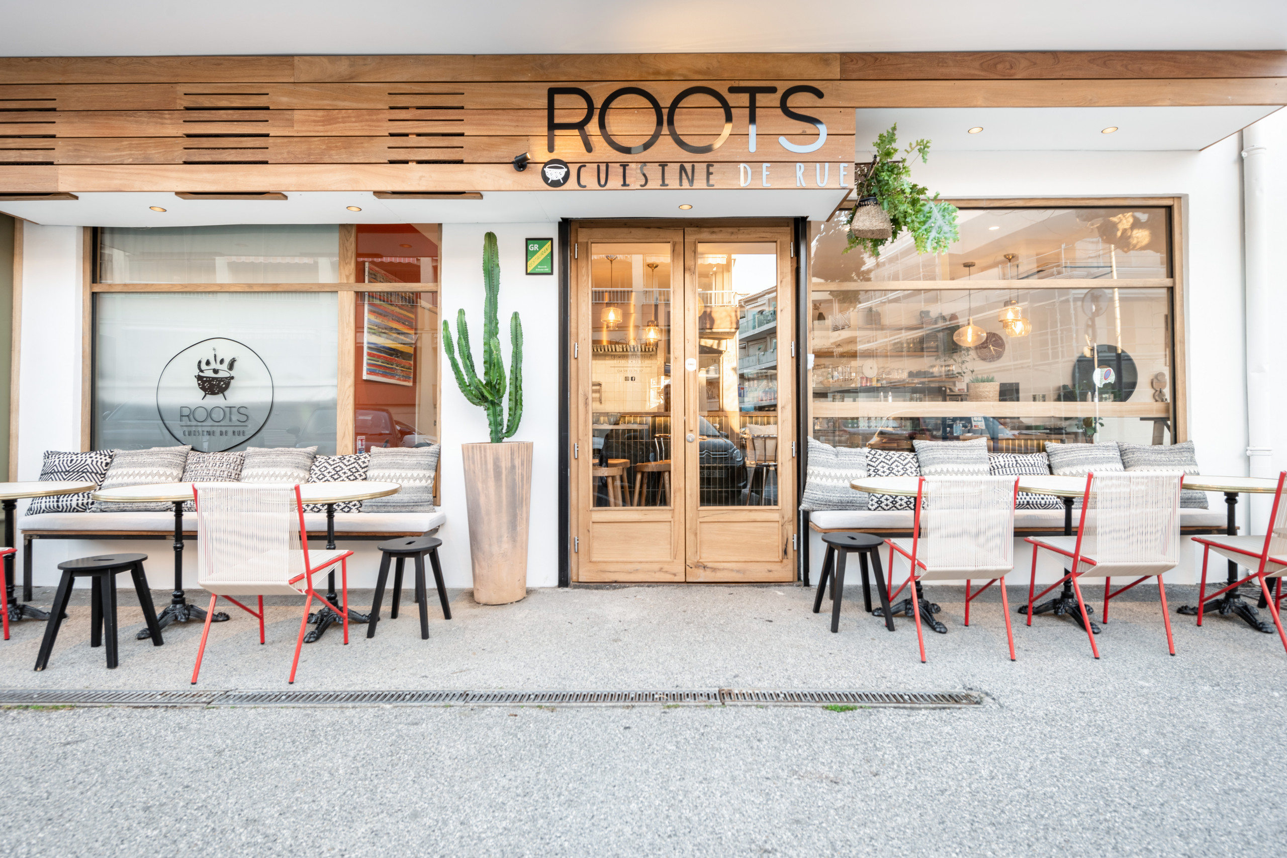 Sainte-Maxime - Restaurant Roots | Agencement en sur-mesure