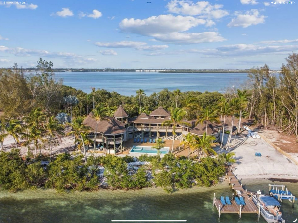 MOKU - Tropical Island House