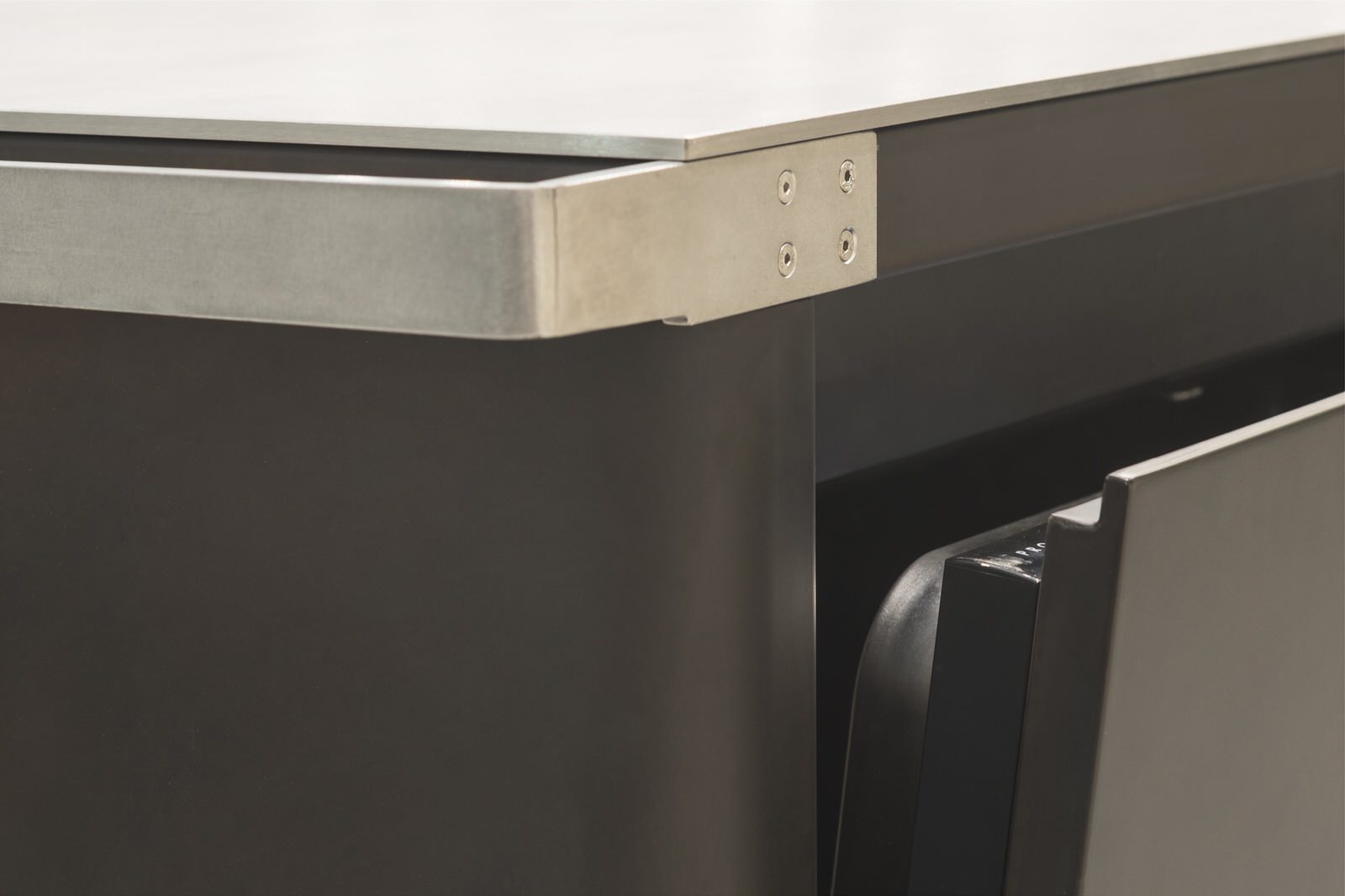 Cesar: официальная съемка кухни Cesar Diamond