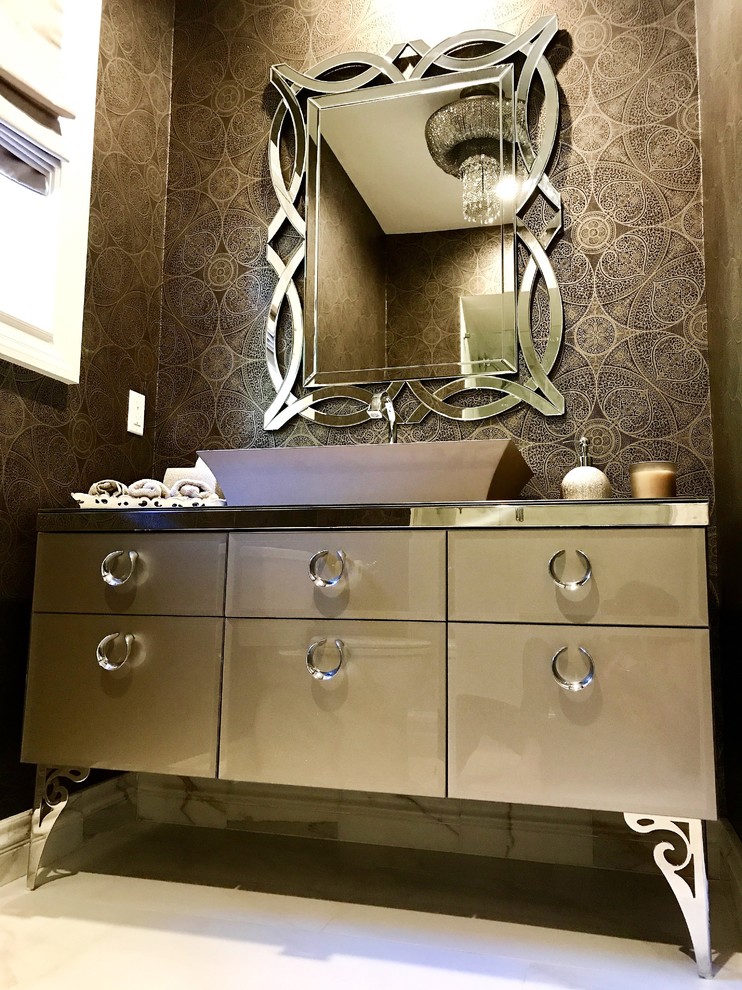 Inspiration for a large transitional bathroom remodel in New York