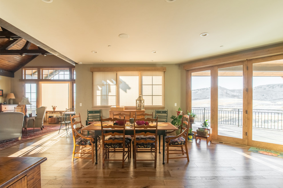 Mountain style home design photo in Denver