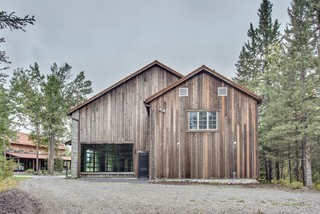 Reclaimed Siding End Gables - Rustic - Garage - Calgary - by New