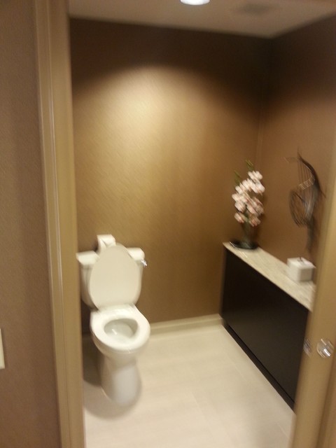 Master Bath trendy-lille-badevaerelse