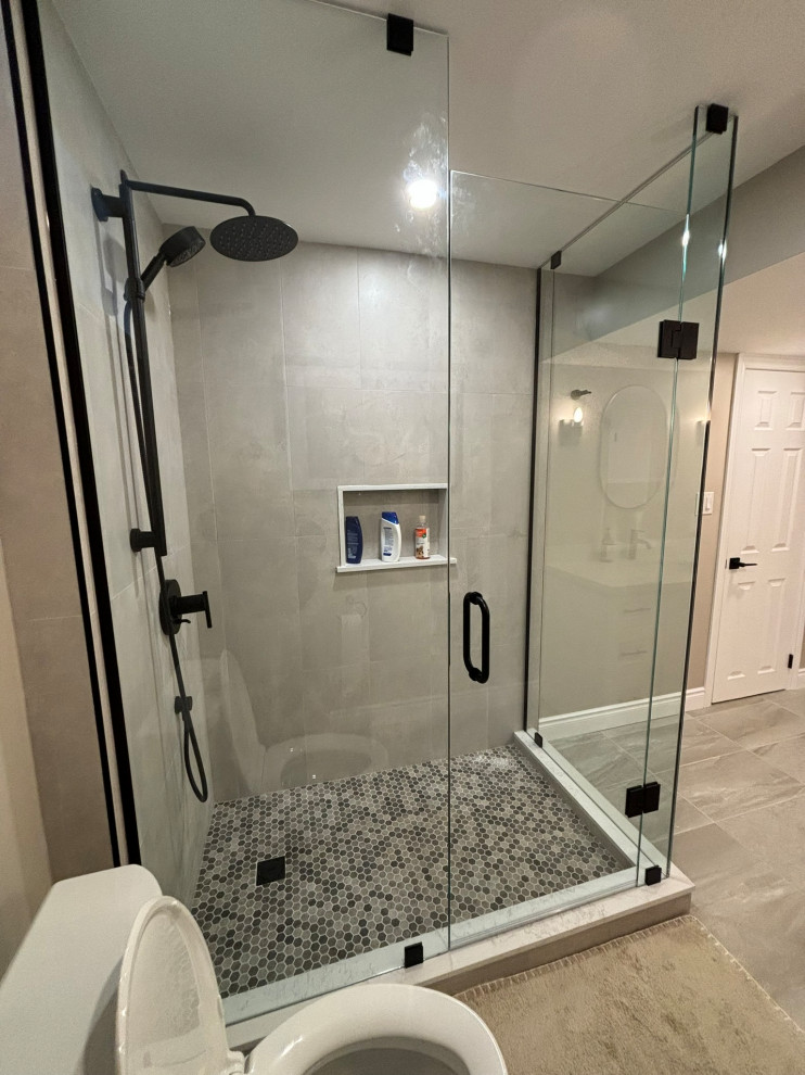 Dianne & Steven's Basement Bathroom (From Scratch)