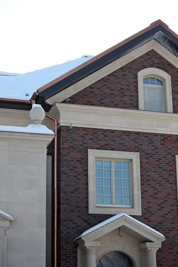 Особняк в стиле прованс с перголой