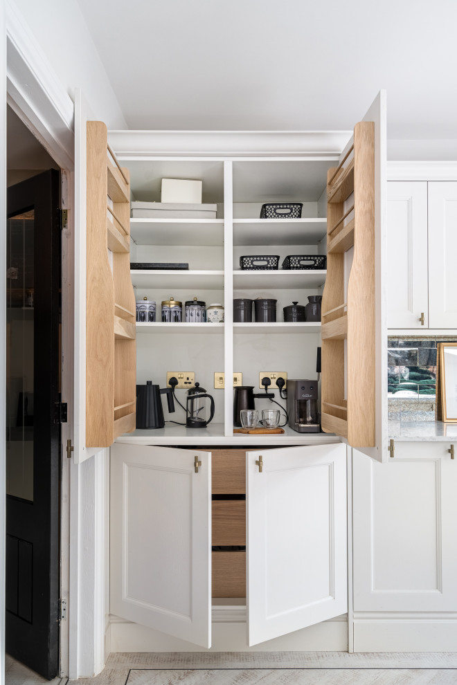 Wyncham Avenue Living Areas & Kitchen