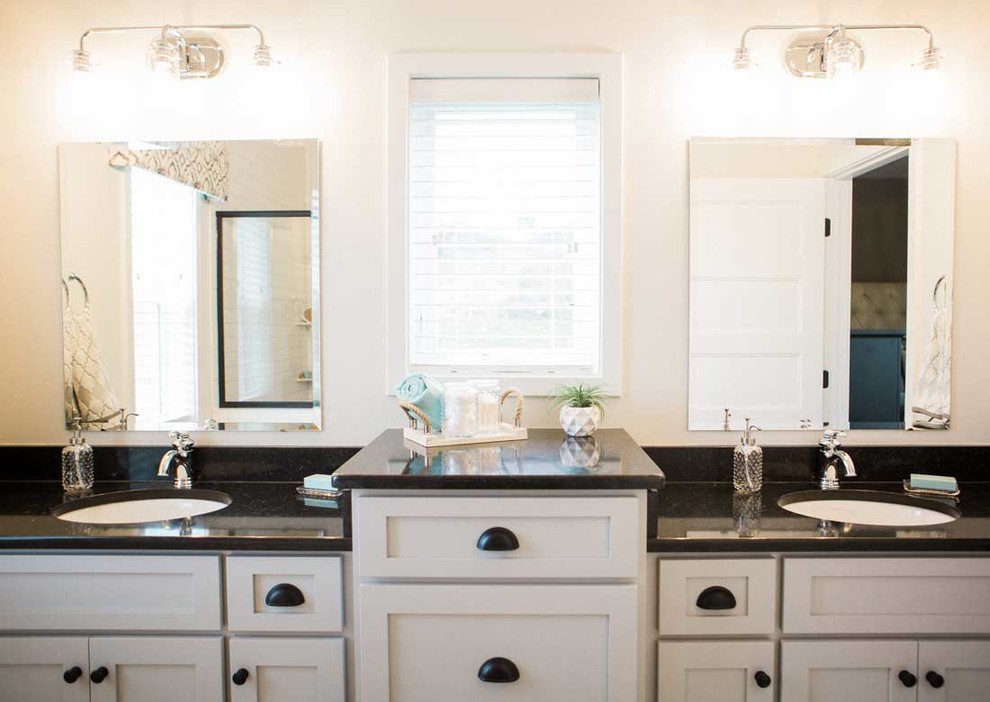 Example of a large transitional master bathroom design with shaker cabinets, white cabinets and quartzite countertops