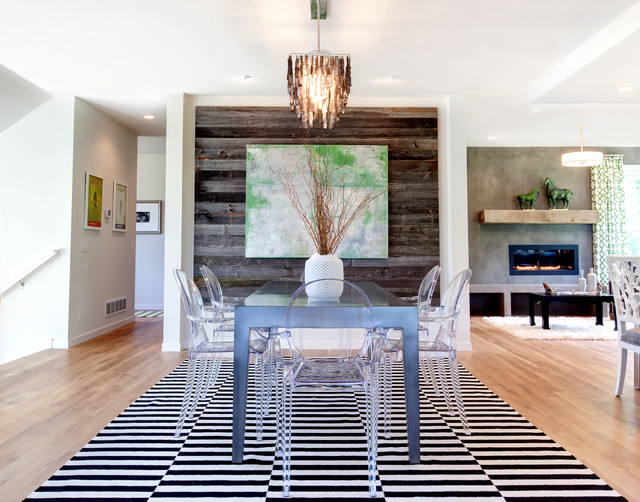 What To Know About Adding A Reclaimed Wood Wall - Barnwood Accent Wall Living Room