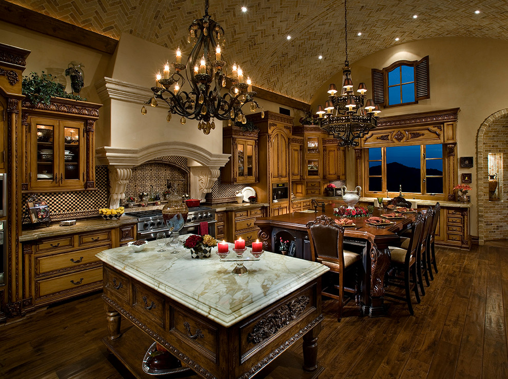 Huge transitional home design photo in Phoenix