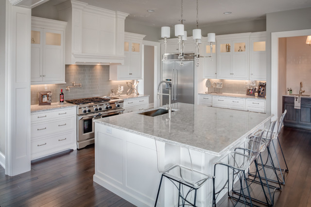 Memmer Model Home casa-de-campo-cocina