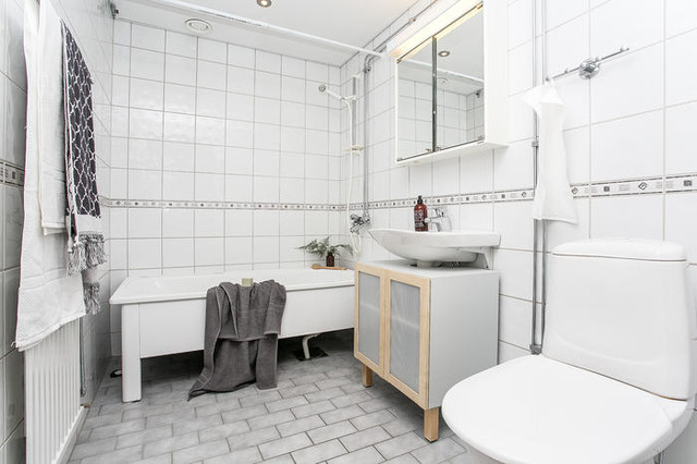 Fadderortsgatan scandinavian-bathroom
