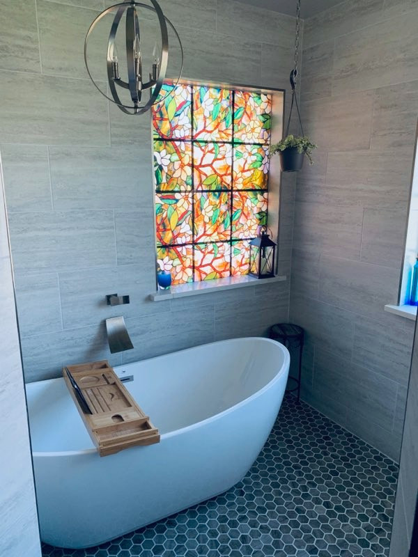 Main Bath with Stunning Feature Window