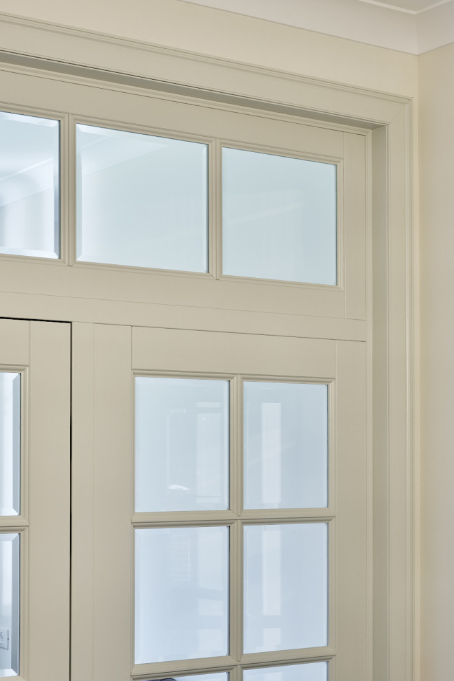 Кантри Ral 1013 в интерьере дома