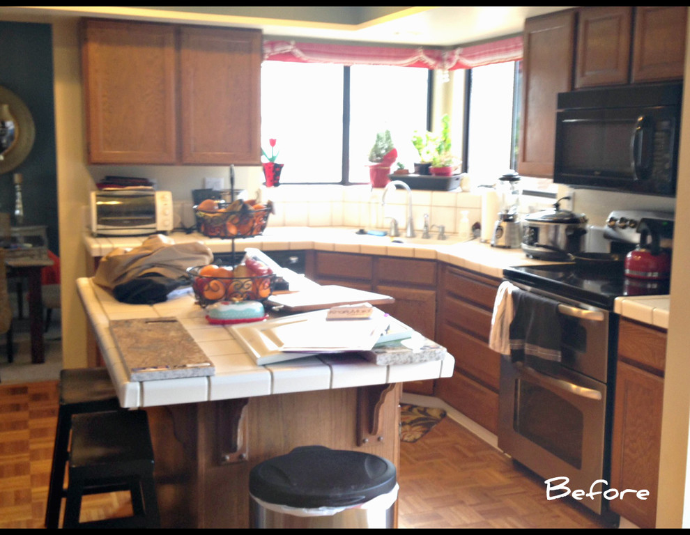 Kitchen - transitional kitchen idea