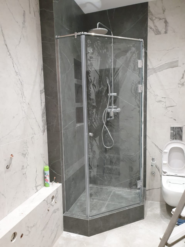 Стеклянная перегородка в душевую