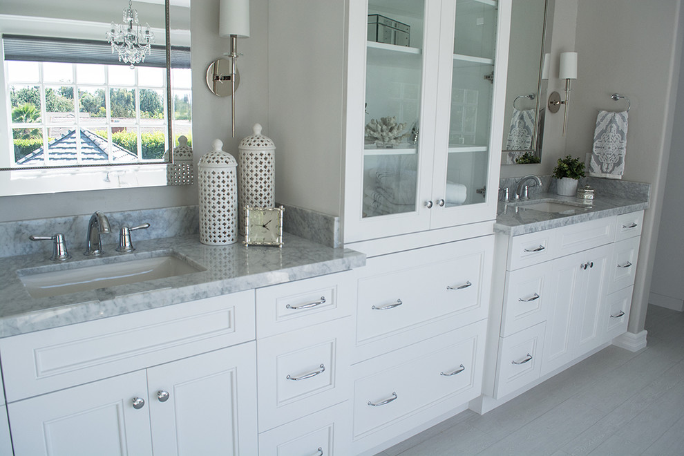 Example of a transitional home design design in Orange County