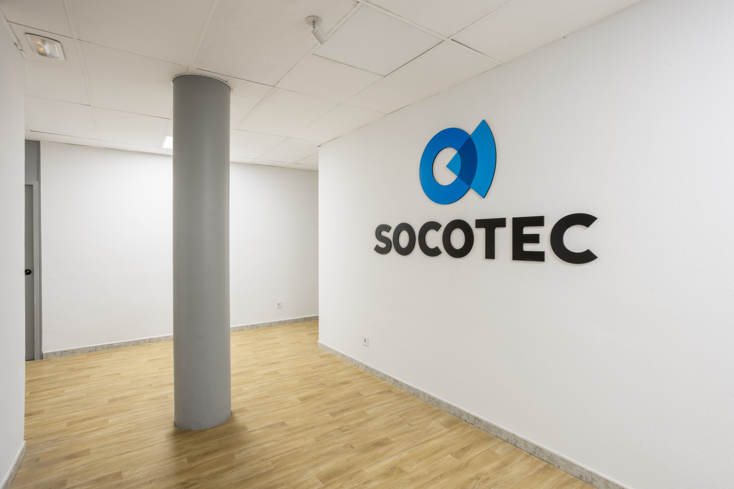 Interiorismo de oficinas y laboratorios
