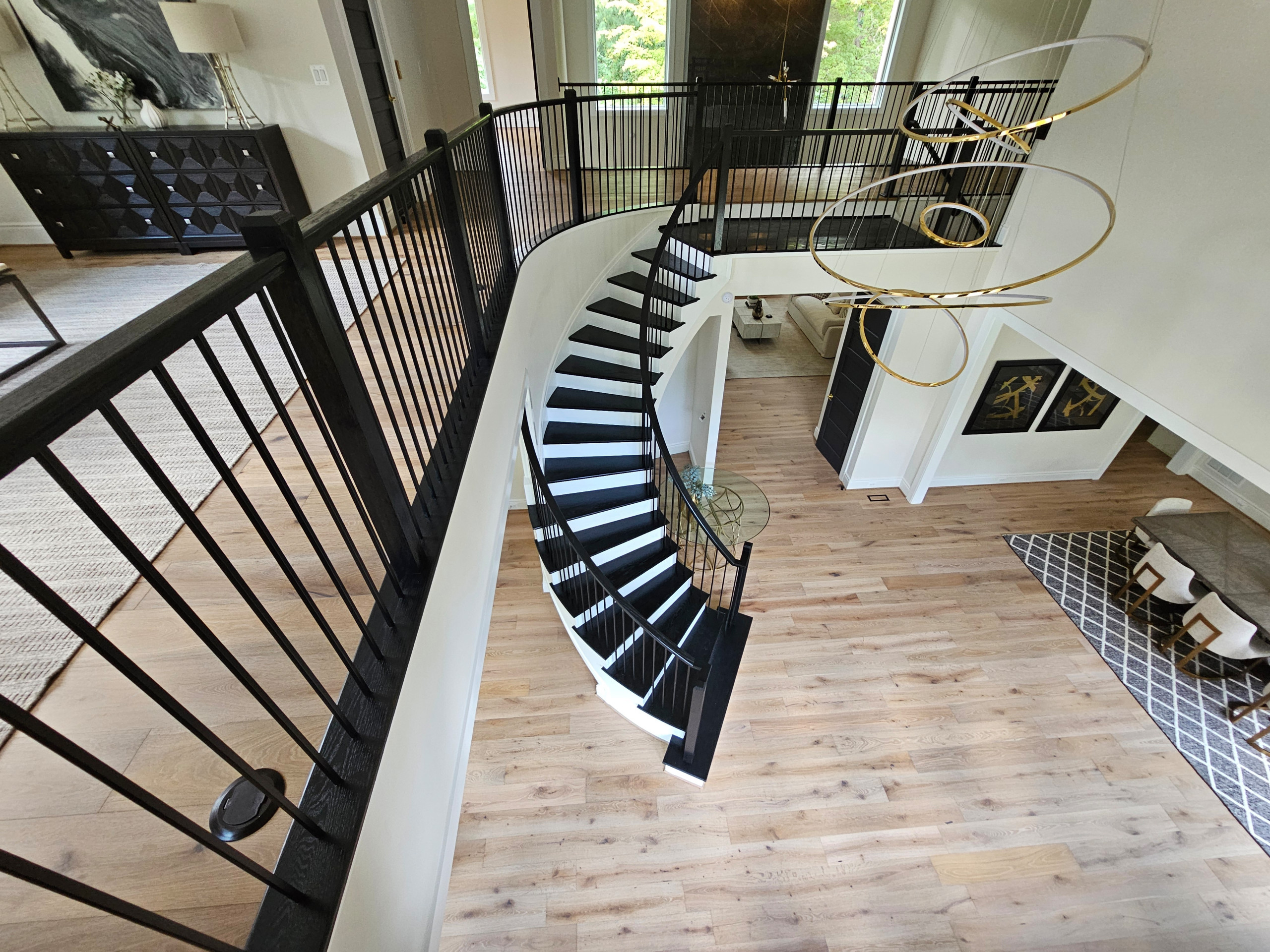 Elegant Curve Elevates Modern Design, Mclean, VA 22101
