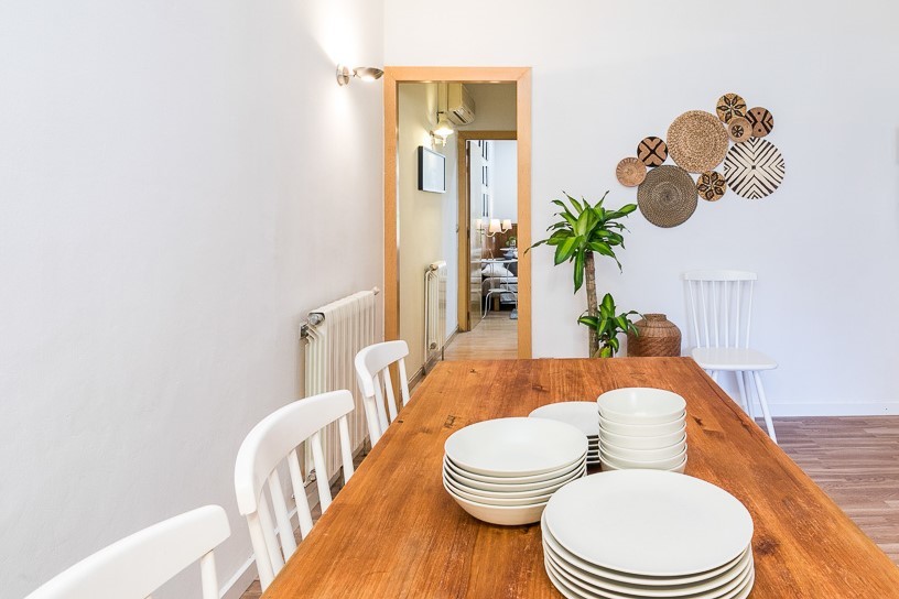 Comedor abierto vivienda Vila de Gracia