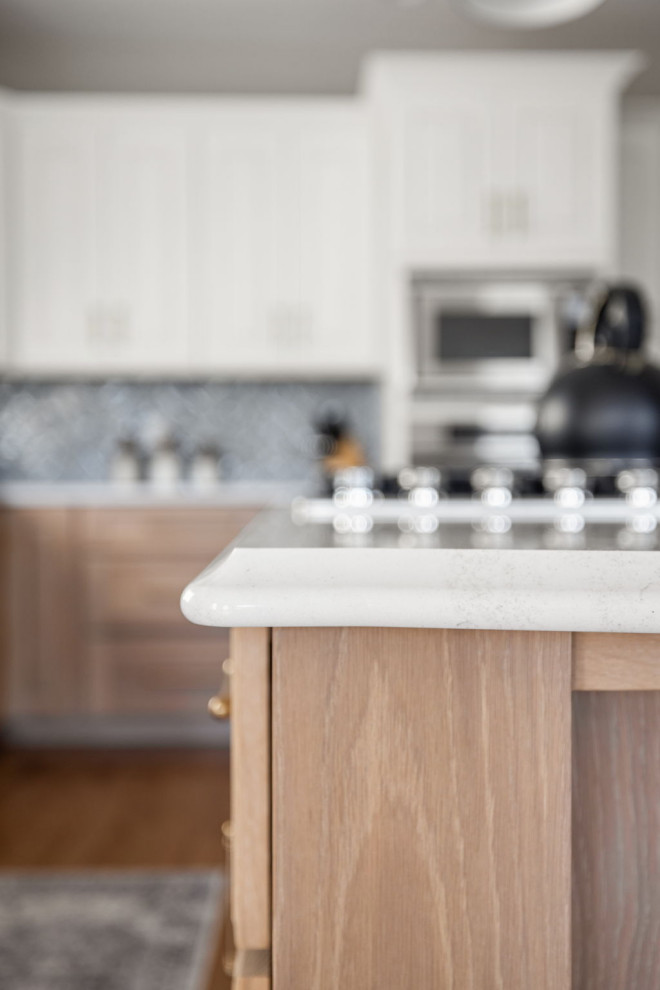 Transitional kitchen photo in Indianapolis