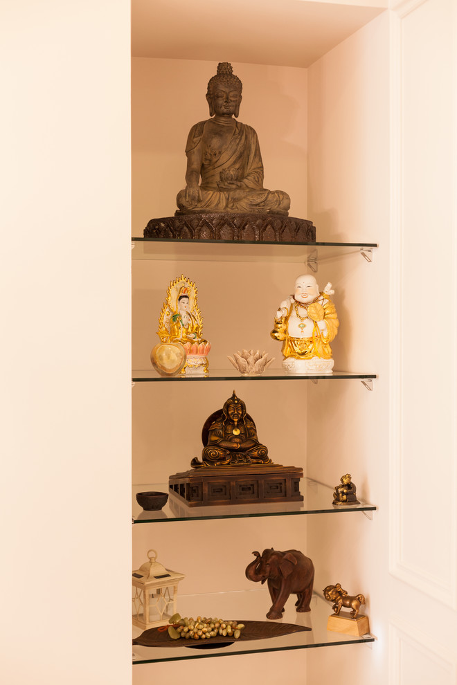 Неокласика с элементами востока. 100м2