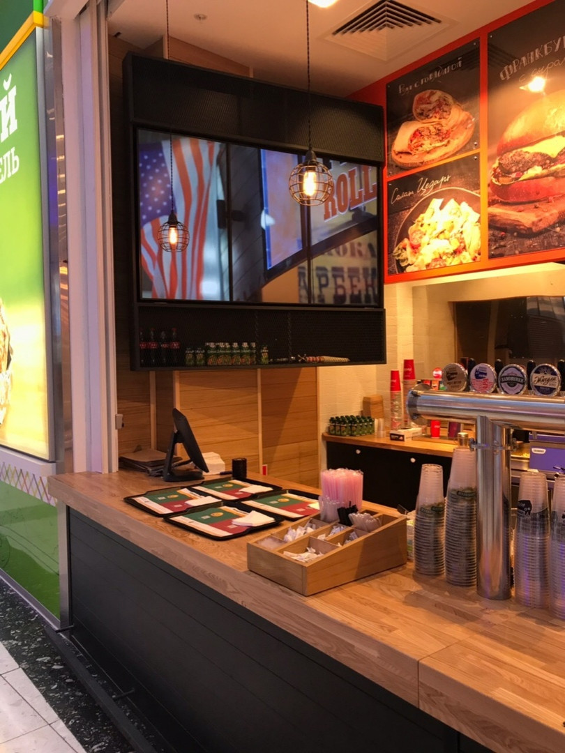 Франклинс Бургер. ТРЦ Ривьера. Москва