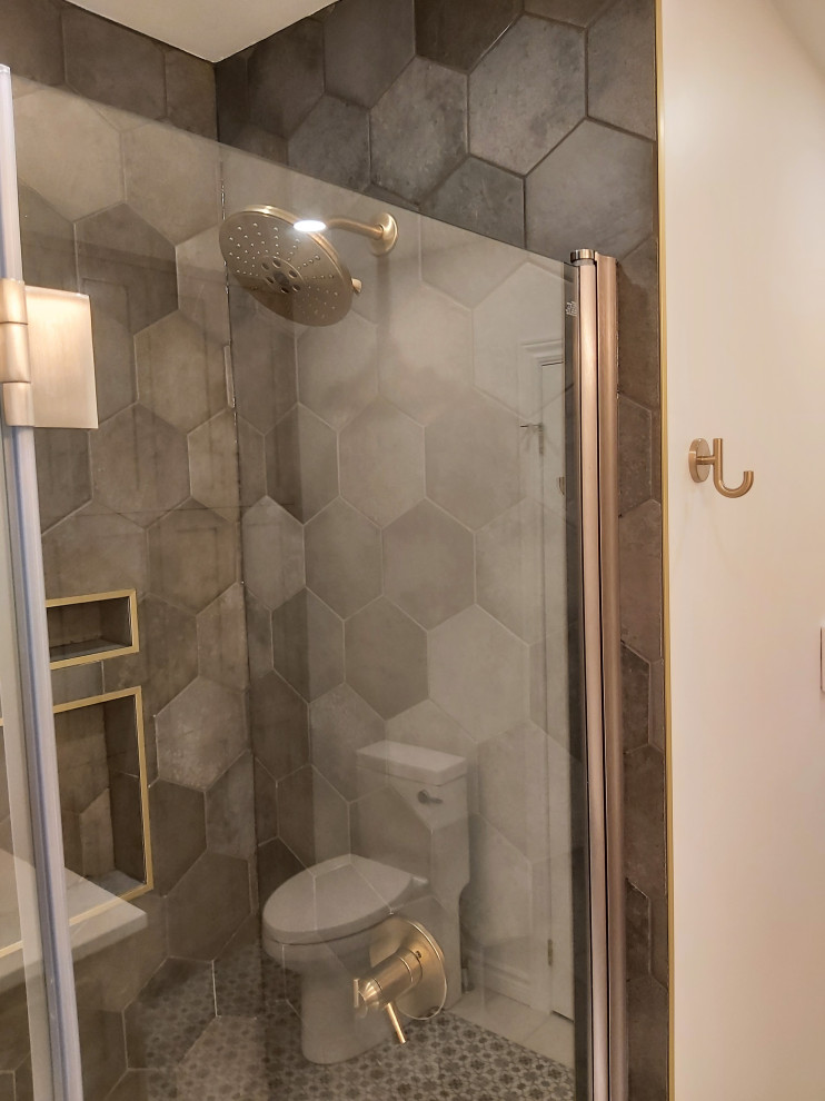 Main Bath Glamour in Carleton Place