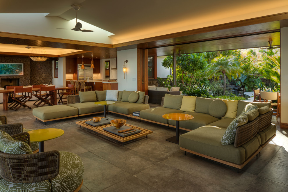 Tropical living room in Hawaii.
